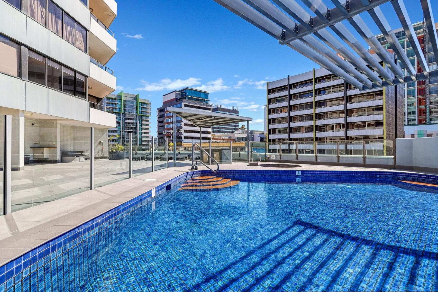 The Astor Apartments Μπρίσμπεϊν Εξωτερικό φωτογραφία