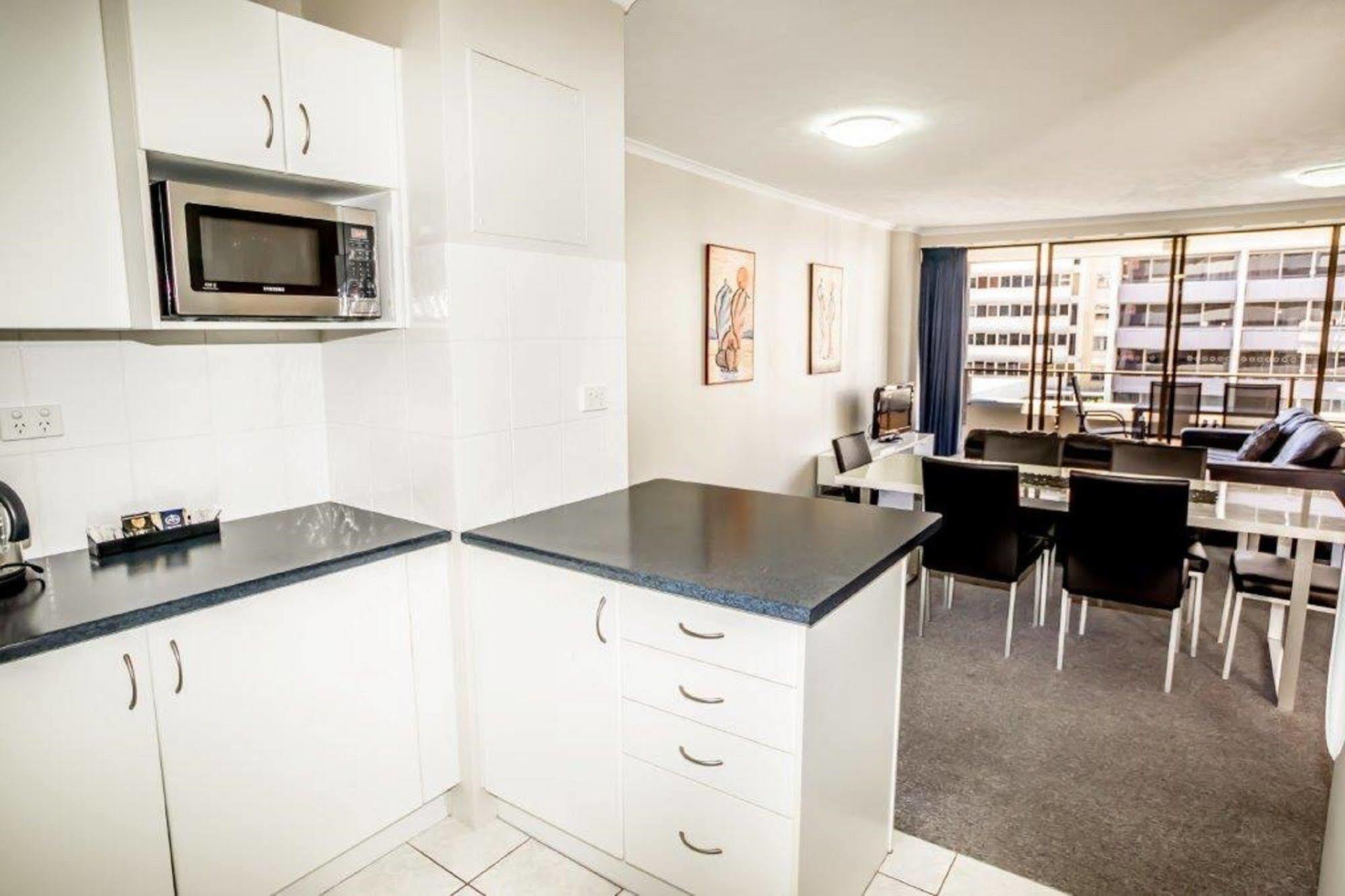 The Astor Apartments Μπρίσμπεϊν Εξωτερικό φωτογραφία