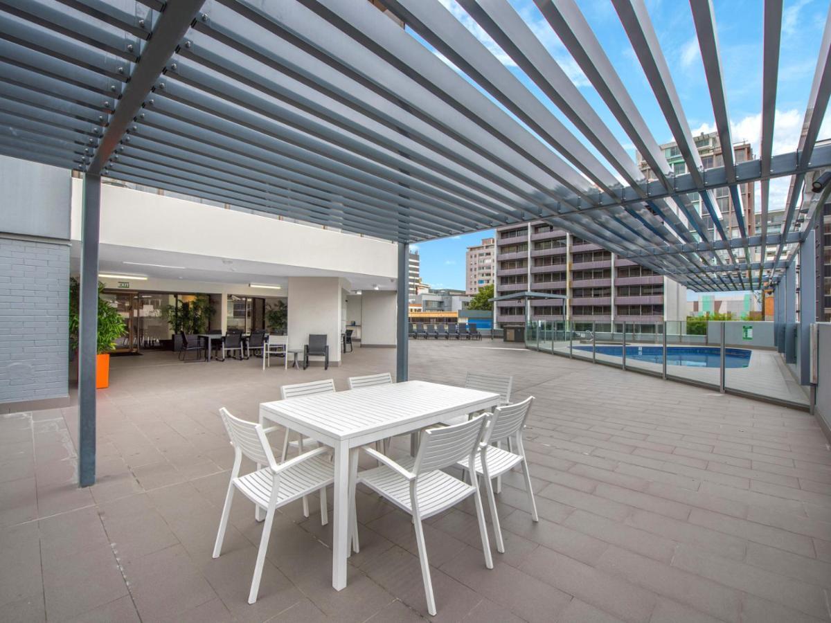 The Astor Apartments Μπρίσμπεϊν Εξωτερικό φωτογραφία